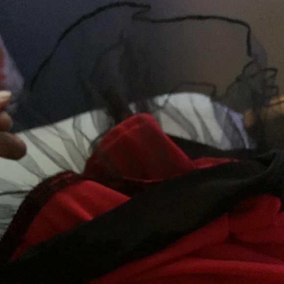 ❤️ “Speechless” red dress ❤️ - Picture 4 of 5